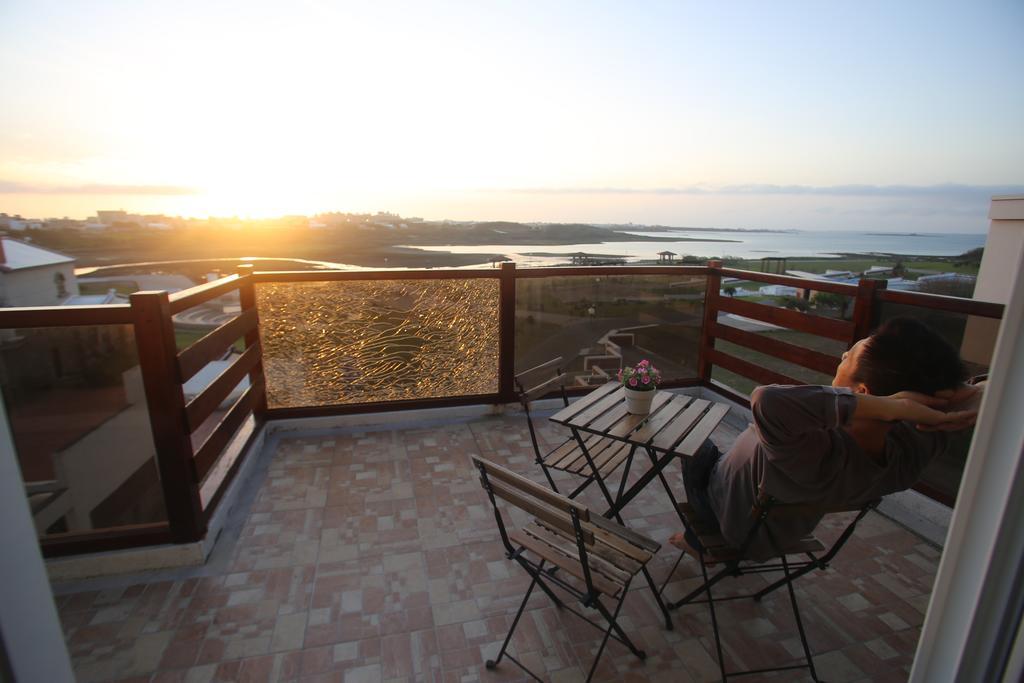 Malibu Oceanview Homestay Magong Habitación foto